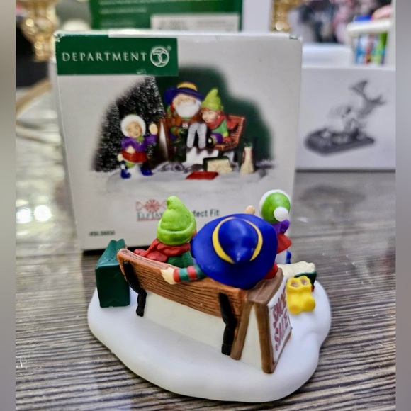 SOLD- Department 56 A Perfect Fit - Picture 3 of 8